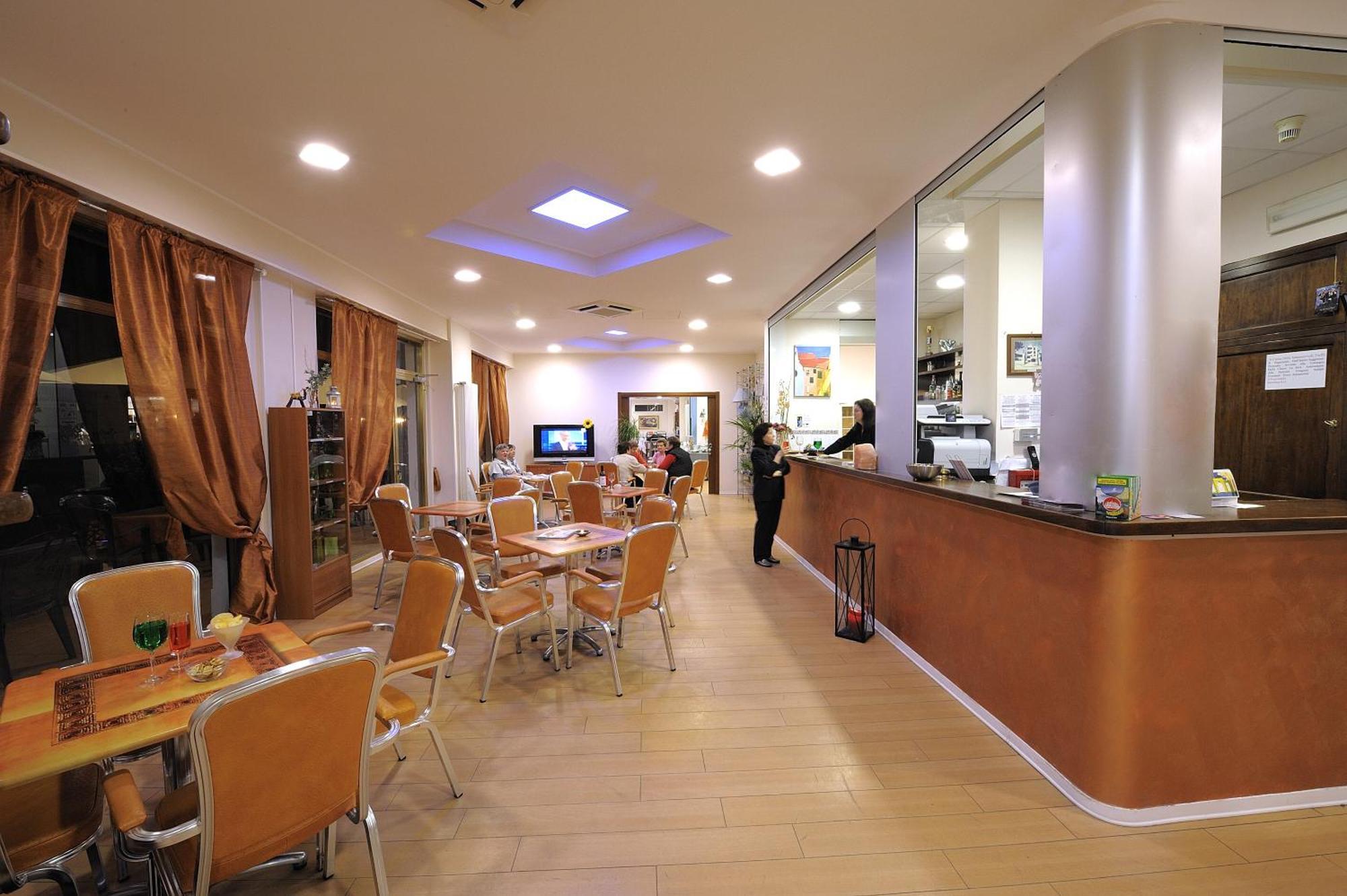 Hotel Arma Ristorante Arma di Taggia Kültér fotó